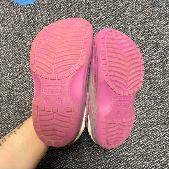 Crocs Pink/Purple Fur Lined Kids Size 1/3 - Picture 5 of 5